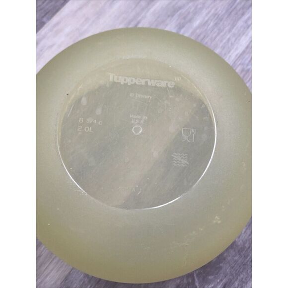 Disney Tupperware -yellow Minnie   Bowl NO LID  #4011A- RARE HTF - Picture 4 of 6